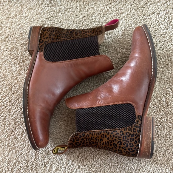 Joules Shoes - Joules leopard calf hair chealsea boot 7